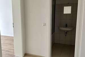Helle 2-Zimmer-Wohnung im 2. OG mit Balkon und Keller in Mannheim – Die vollständige Adresse der Immobilie erhältst du vom Anbieter., 68165 Schwetzingerstadt/Oststadt, Mannheim – Vorschaubild 8