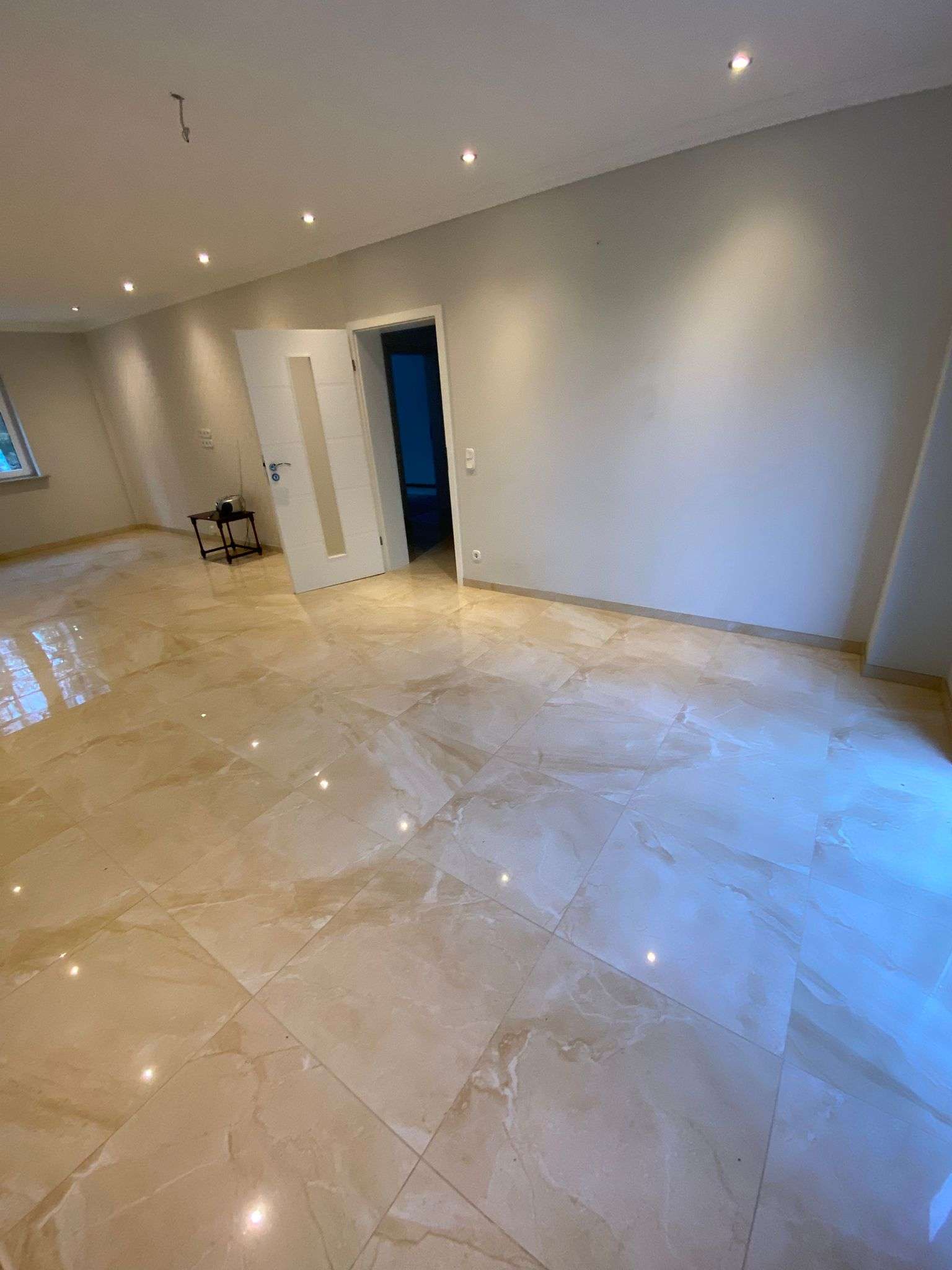 Immobilie in Jesteburg - Großes Einfamilienhaus auf 4.901 m2 Grundstück in idyllischer, sehr ruhiger Waldlage - Bild 5