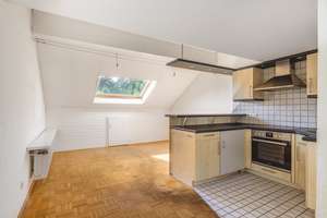 Laurensberg!
Bezugsfreies, geräumiges Appartement mit offener Galerie und Balkon – Die vollständige Adresse der Immobilie erhältst du vom Anbieter., 52074 Laurensberg (Statistischer Bezirk), Aachen – Vorschaubild 8