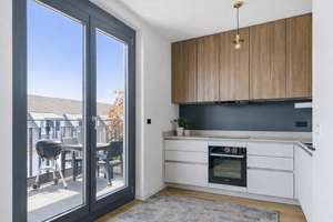 3-Zi.-Penthouse mit zwei Balkonen und Fernsehturmblick in zentraler Lage von Berlin-Mitte – Die vollständige Adresse der Immobilie erhältst du vom Anbieter., 10179 Mitte (Ortsteil), Berlin – Vorschaubild 5