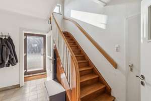 Wohnhaus mit angedockter Produktionshalle über 2 Ebenen und großer Garage in Neumünster – Die vollständige Adresse der Immobilie erhältst du vom Anbieter., 24539 Stadtmitte, Neumünster – Vorschaubild 7