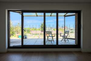 EXKLUSIVES PENTHOUSE: Lichtdurchflutetes Wohnerlebnis mit privatem Aufzugzugang, 52 kW/h – Die vollständige Adresse der Immobilie erhältst du vom Anbieter., 40547 Niederkassel, Düsseldorf – Vorschaubild 24