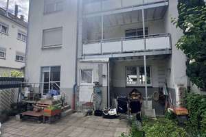 Modernisiertes 3-Familienhaus mit PV-Anlage, Kaminöfen, EBK, uvm. – Die vollständige Adresse der Immobilie erhältst du vom Anbieter., 47119 Laar, Duisburg – Vorschaubild 2