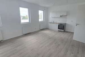 Erstbezug nach Ausbau – Moderne 3-Zimmer-Wohnung mit Balkon