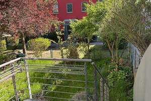 Reihenmittelhaus mit Gartenanteil,max. 5 Personen, mit eigenem festen Einkommen – Käthe-Heinemann-Weg 19, 13591 Staaken, Berlin – Vorschaubild 2