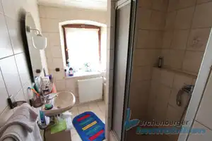 *** Tolles Wohnhaus mit vielseitig nutzbarer Gaststube in Höhenlage Nähe Langfurth/Schöllnach *** – Deggendorf (Kreis) – Vorschaubild 19