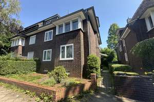 Zweifamilienhaus mit großem Entwicklungspotenzial in begehrter Lage von Düsseldorf-Gerresheim