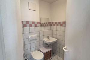 Charmante 3-Zimmer-Maisonettewohnung mit besonderem Wohngefühl in Erlangen-Büchenbach – Die vollständige Adresse der Immobilie erhältst du vom Anbieter., 91056 Büchenbach West, Erlangen – Vorschaubild 7