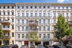 Ruhig gelegene Altbauwohnung mit Balkon im Helmholtzkiez – 10437 Prenzlauer Berg, Berlin – Vorschaubild 9