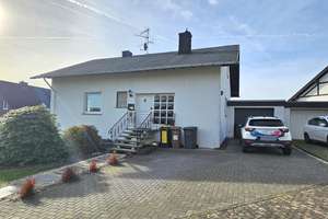 Modernisiertes Einfamilienhaus mit Garage und Garten in Deesen! – Die vollständige Adresse der Immobilie erhältst du vom Anbieter., 56237 Deesen – Vorschaubild 2