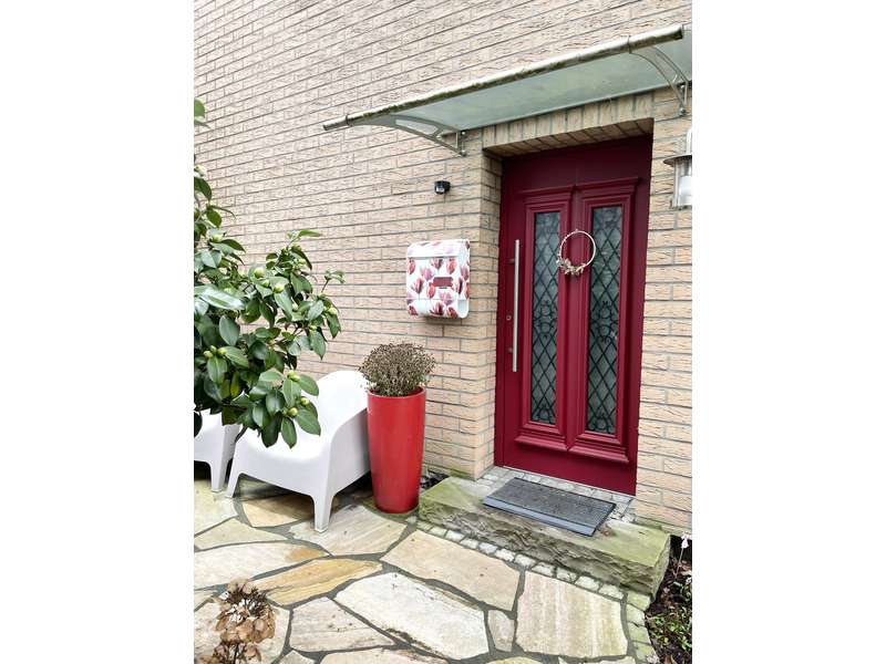 Ein Zuhause zum Verlieben: Stilvolle Doppelhaushälfte für Familien