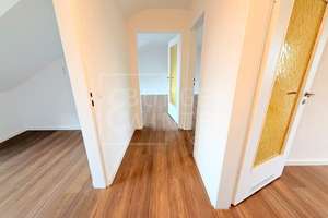 Renovierte Dachgeschosswohnung in Heidelberg-Kirchheim – Die vollständige Adresse der Immobilie erhältst du vom Anbieter., 69124 Kirchheim, Heidelberg – Vorschaubild 6