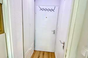 Helles, möbliertes 1-Zimmer Studio-Apartment mit Balkon im schönen Stuttgarter Westen ab 06/2026 – Zamenhofstraße 26, 70197 Kräherwald, Stuttgart – Vorschaubild 5
