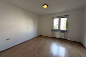 Einziehen und wohlfühlen: Kernsanierte Wohnung mit modernem Wohnkomfort – Die vollständige Adresse der Immobilie erhältst du vom Anbieter., 86156 Kriegshaber, Augsburg – Vorschaubild 10