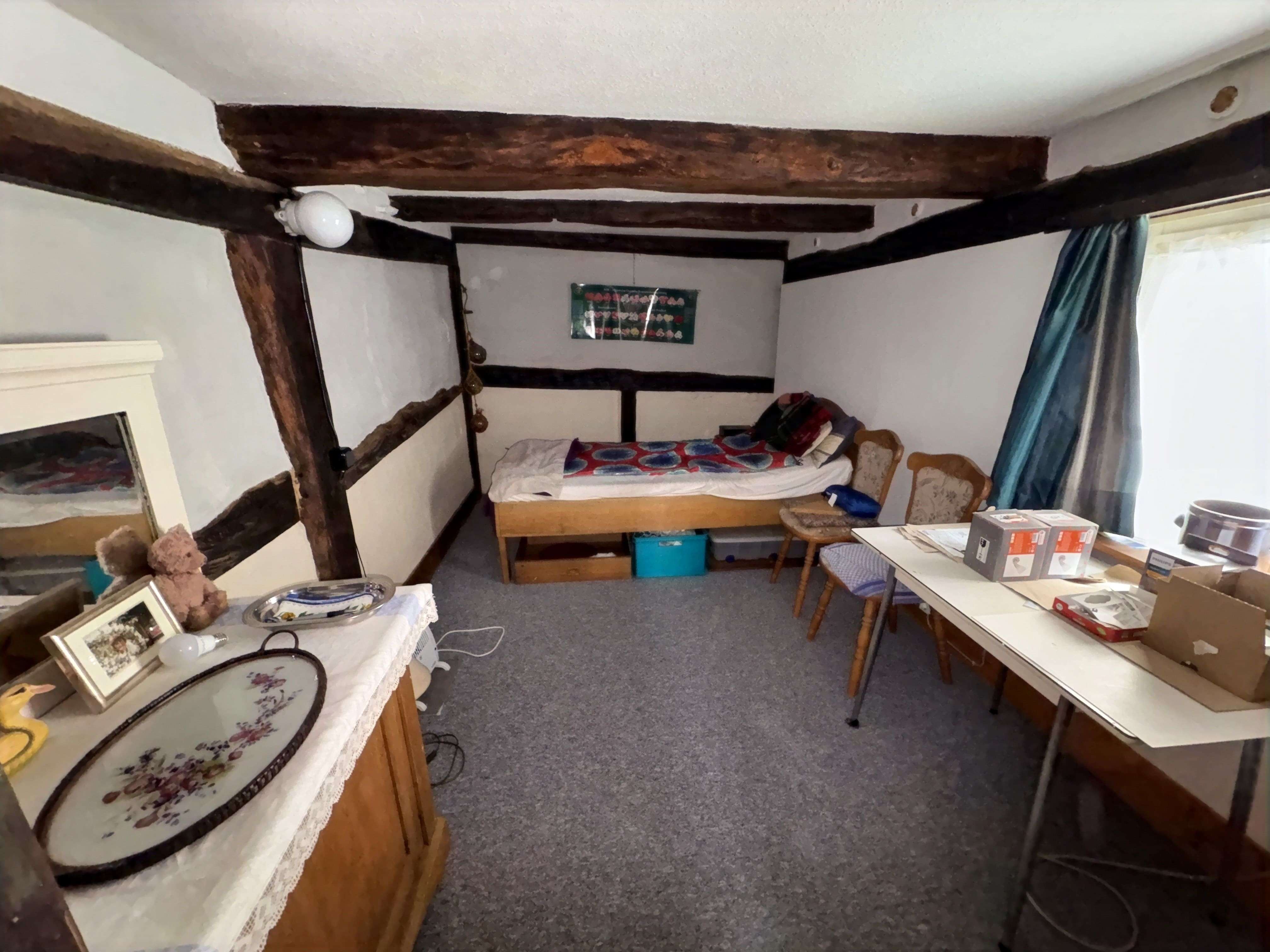 Immobilie in Barntrup - Historisches Vierständer-Dielenhaus mit außergewöhnlicher Substanz im Herzen von Barntrup - Bild 2