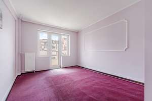 3-Zimmer Wohnung mit zwei Balkonen und großem Gestaltungspotenzial in Düsseldorf-Stadtmitte – Die vollständige Adresse der Immobilie erhältst du vom Anbieter., 40211 Stadtmitte, Düsseldorf – Vorschaubild 9