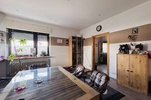 Freistehendes Einfamilienhaus mit viel Potenzial – Die vollständige Adresse der Immobilie erhältst du vom Anbieter., 61206 Wöllstadt – Vorschaubild 3