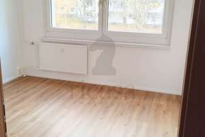 Attraktive 3-Raumwohnung mit Aufzug & Balkon – Wohnen mit Weitblick in Chemnitz-Helbersdorf – Wenzel-Verner-Straße 27, 9120 Helbersdorf, Chemnitz – Vorschaubild 8