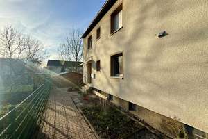 Reiheneckhaus mit herrlichem Grundstück