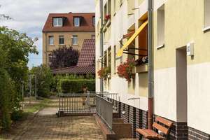 2 Raum Wohnung mit Balkon – 4249 Knautkleeberg-Knauthain, Leipzig – Vorschaubild 3