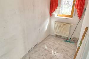 Freistehendes Einfamilienhaus mit Garage und Garten: Ihr neues Zuhause in Oberthulba – Die vollständige Adresse der Immobilie erhältst du vom Anbieter., 97723 Oberthulba – Vorschaubild 11