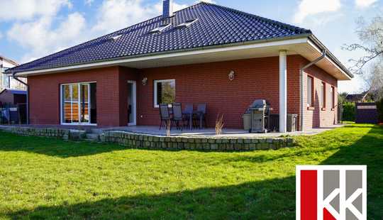 Bild von Raumwunder: Einfamilienhaus mit Weitblick – Stilvolles Wohnen in Feldrandlage von Velstove