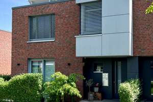 Architekturhighlight mit exklusiver Ausstattung in bester Wohnlage von Isselhorst – Im Wiesengrund 14, 33334 Isselhorst, Gütersloh – Vorschaubild 2