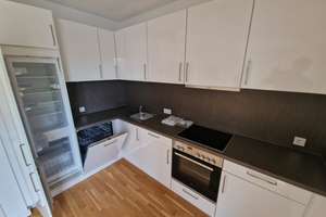 Nette Nachbarn gesucht: 2-Zimmer-Wohnung – Thadenstraße 160 A, 22767 Altona-Altstadt, Hamburg – Vorschaubild 2