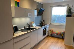 Stilvolle 2-Zimmer-Wohnung 77 m² - gehobene Ausstattung mit Balkon und EBK in Bonn – Die vollständige Adresse der Immobilie erhältst du vom Anbieter., 53175 Friesdorf, Bonn – Vorschaubild 3