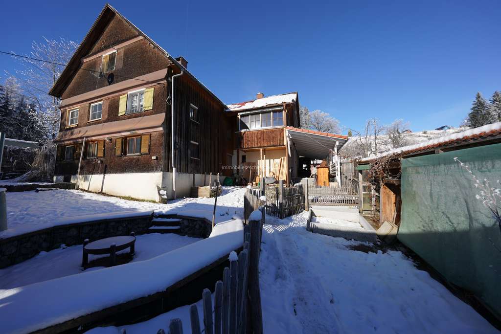 Immobilie in Weiler-Simmerberg - Vielseitig nutzbares großes Bauernhaus zwischen Lindenberg und Weiler - Bild 3