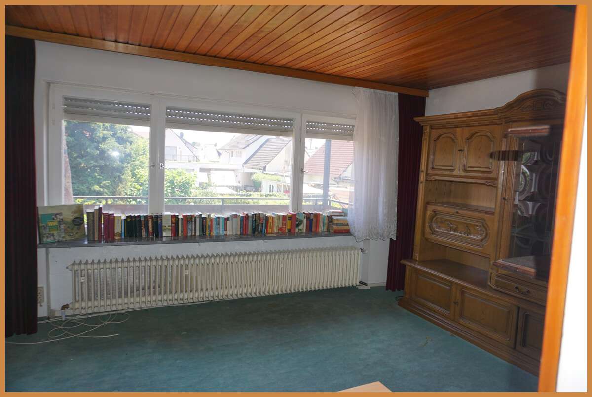 Immobilie in Neuried - Doppelhaushälfte mit viel Potential auf tollem Grundstück in Altenheim - sofort bezugsfrei ! - Bild 8