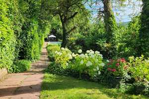 Einzigartiges Einfamilienhaus mit parkähnlichem Grundstück und Pool in Traumlage am Bübinger Berg – Stadtverband Saarbrücken (Kreis) – Vorschaubild 20
