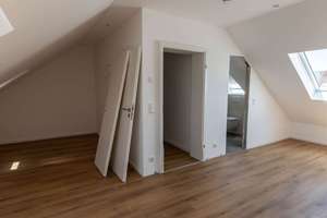 Neuwertiges Reihenmittelhaus sucht nette Familie – Die vollständige Adresse der Immobilie erhältst du vom Anbieter., 85551 Kirchheim bei München – Vorschaubild 11