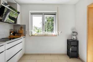 Stilvolles EFH mit durchdachter Raumaufteilung und vielseitigem Wohnkomfort – Die vollständige Adresse der Immobilie erhältst du vom Anbieter., 91809 Wellheim – Vorschaubild 12