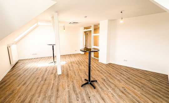Kernsanierte Premium-Dachgeschosswohnung mit Weitblick, Smart Home & Klimatisierung am Rudolfplatz
