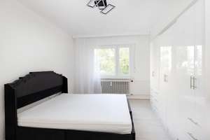 Helle ca. 68m² 2-Zimmer-Wohnung! Sofort bezugsfrei! Perfekter Schnitt! Westbalkon! Stellplatz! – Die vollständige Adresse der Immobilie erhältst du vom Anbieter., 12109 Mariendorf, Berlin – Vorschaubild 3