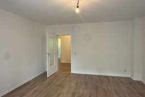 3 Zimmer Wohnung in begehrter Lage mit Balkon – Hünefeldstraße 97, 42285 Barmen, Wuppertal – Vorschaubild 9