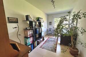Geräumiges Reihenmittelhaus mit Terrasse und TG-Stellplatz - ideal für Familien – Die vollständige Adresse der Immobilie erhältst du vom Anbieter., 72762 Reutlingen-Mitte, Reutlingen – Vorschaubild 12