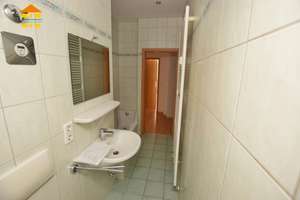 *Sofort freie 3-Raum-Wohnung mit Balkon in Chemnitz-Hilbersdorf – für Eigennutz & Investment* – Klarastraße 42, 9131 Hilbersdorf, Chemnitz – Vorschaubild 3