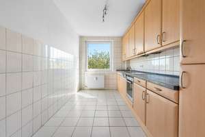Mehr Raum für Ihre Familie - helle 4-Zimmer-Wohnung mit West-Balkon, Aufzug und Außenstellplatz – Die vollständige Adresse der Immobilie erhältst du vom Anbieter., 22145 Rahlstedt, Hamburg – Vorschaubild 7