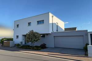 Von privat: Exklusives Einfamilienhaus in Nidderaus Neuer Mitte – Die vollständige Adresse der Immobilie erhältst du vom Anbieter., 61130 Nidderau – Vorschaubild 27