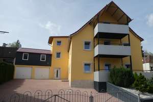 Wohnhaus mit Doppelgarage im Jahr 2024  neu voller Wärmeschutz  &  PV Anlage 15 kW – Steinhauserstraße 26, 97483 Eltmann – Vorschaubild 1