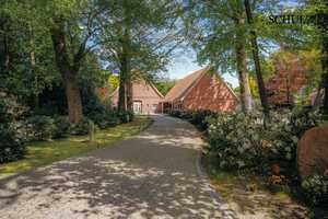 **Eindrucksvolles Landhaus** Ideal für Pferdehaltung und Gewerbe! – Cloppenburg (Kreis) – Vorschaubild 11
