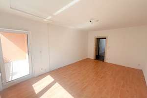 Attraktive 3,5-Zimmer-Wohnung mit Loggia – bezugsfertig in Gelsenkirchen-Erle! – 45891 Erle, Gelsenkirchen – Vorschaubild 3