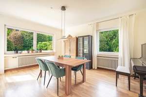 Freistehendes Einfamilienhaus in attraktiver Lage mit Pool, Sauna & Doppelgarage – Die vollständige Adresse der Immobilie erhältst du vom Anbieter., 41199 Odenkirchen-Mitte, Mönchengladbach – Vorschaubild 12
