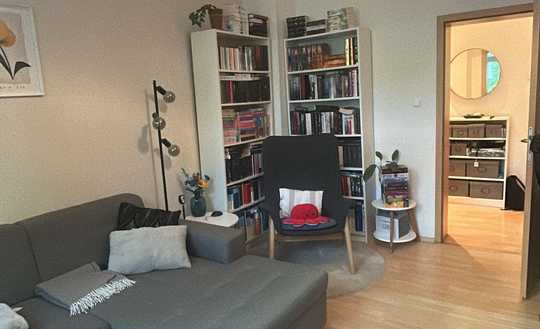Wunderschöne Wohnung mit Balkon