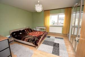 PRIVAT VERKAUF: Charmantes 2-3 Familienhaus mit zwei Garagen in ruhiger Wohnlage von Möckmühl – Die vollständige Adresse der Immobilie erhältst du vom Anbieter., 74219 Möckmühl – Vorschaubild 7