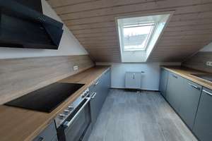 Charmante 2-Zimmer Dachgeschosswohnung in Brötzingen – Hermann-Stöhr-Straße 12, 75179 Nordstadt, Pforzheim – Vorschaubild 2