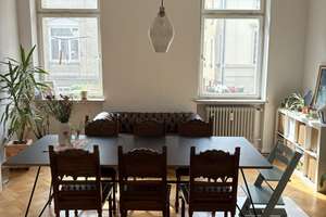 Heusteigviertel Wohnung in Haus mit denkmalgeschützter Fassade – Die vollständige Adresse der Immobilie erhältst du vom Anbieter., 70180 Heusteigviertel, Stuttgart – Vorschaubild 2