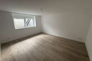 Modern, großzügig  und  im Erdgeschoss: 4-Zimmer-Maisonette-Wohnung im Herzen von Moers – Die vollständige Adresse der Immobilie erhältst du vom Anbieter., 47441 Mitte, Moers – Vorschaubild 11